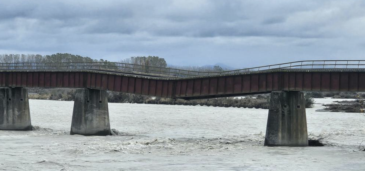 Bridge failure cuts South Island main trunk rail line